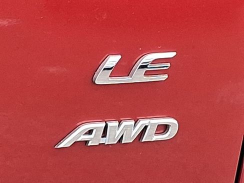 Used 2022 Toyota Corolla Cross LE image 30