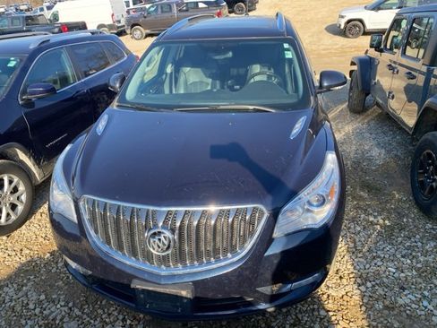 Used 2017 Buick Enclave Leather image 2