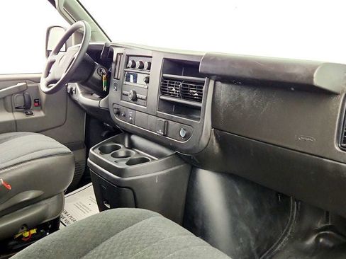 Used 2025 GMC Savana 2500 w/ Driver Convenience Package RWD image 25