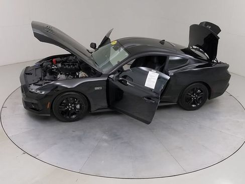 Certified 2025 Ford Mustang GT RWD image 50