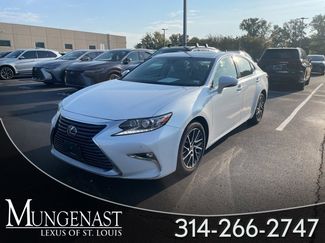 Used 2017 Lexus ES 350 image 1