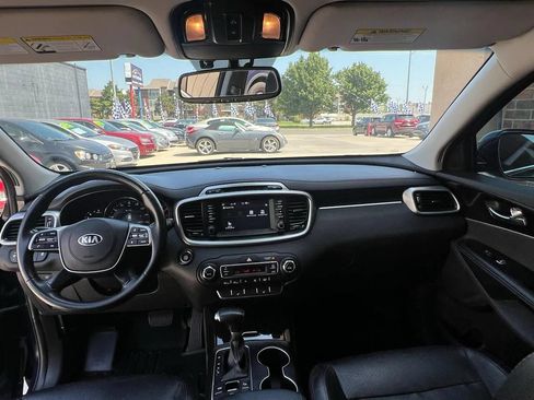 Used 2019 Kia Sorento EX FWD image 49