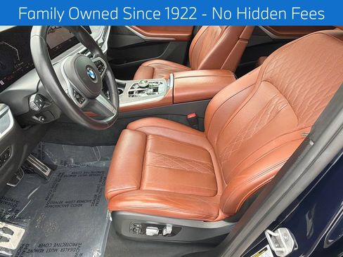 Used 2023 BMW X7 xDrive40i w/ Executive Package AWD/4WD image 9