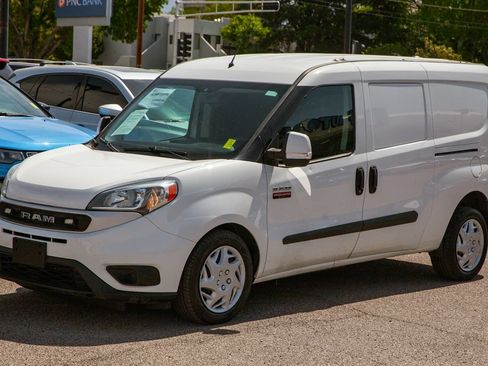Used 2019 RAM ProMaster City Tradesman SLT FWD image 9