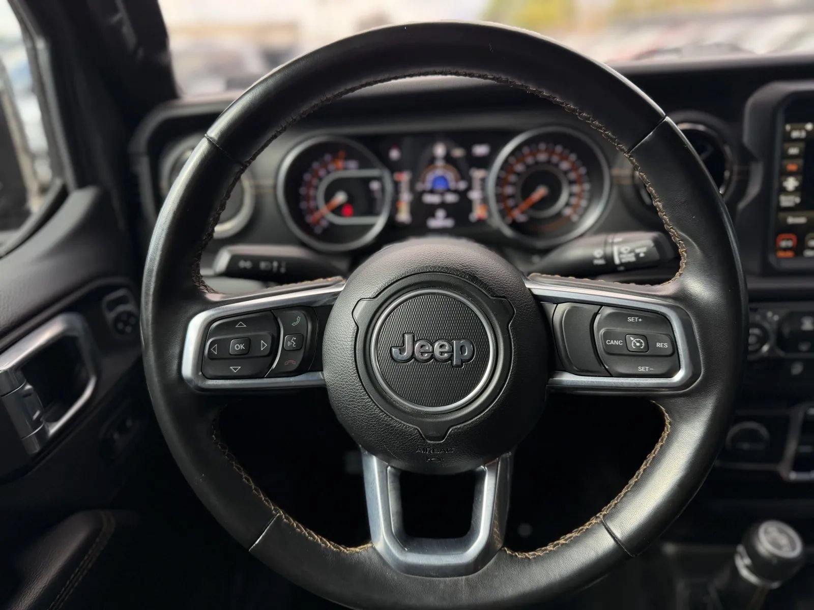 Used 2022 Jeep Gladiator Overland AWD/4WD image 22