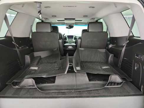 Used 2018 Chevrolet Tahoe Premier AWD/4WD image 39