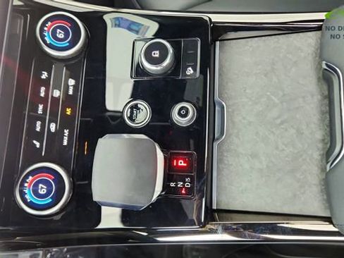 Used 2023 Land Rover Range Rover Sport SE Dynamic image 50