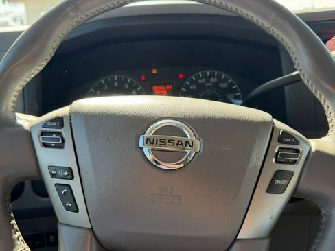 Used 2016 Nissan NV 3500 SL image 19