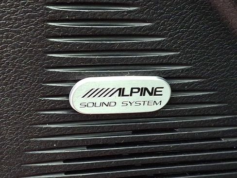 Used 2016 Dodge Challenger R/T Scat Pack w/ Leather Interior Group image 26