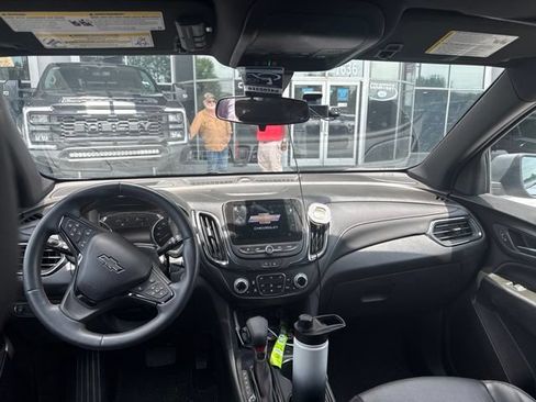 Used 2024 Chevrolet Equinox RS w/ RS Leather Package FWD image 7