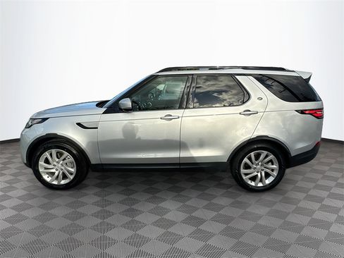 Used 2018 Land Rover Discovery HSE image 9