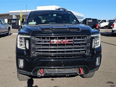 Used 2022 GMC Sierra 2500 AT4 w/ Gooseneck/5TH Wheel Package image 3