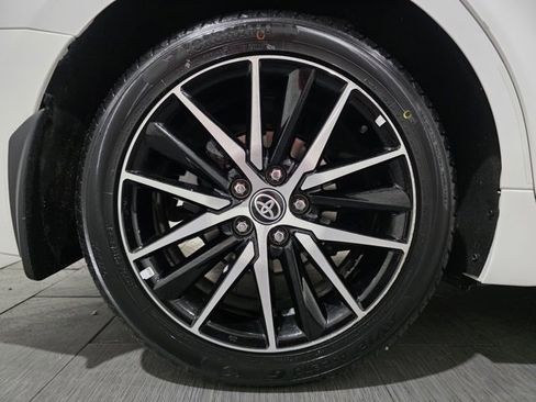 Used 2024 Toyota Camry SE image 24