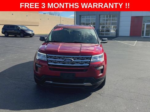 Used 2018 Ford Explorer XLT AWD/4WD image 5