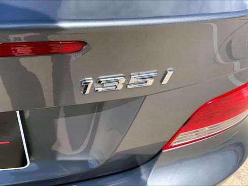 Used 2009 BMW 135i Convertible RWD image 8