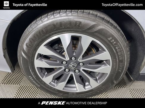Used 2022 Honda Odyssey EX-L image 15