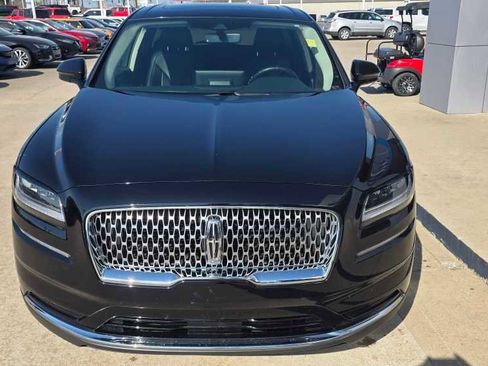 Used 2021 Lincoln Nautilus Reserve AWD/4WD image 8