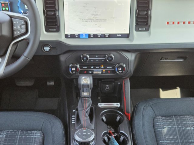 New 2026 Ford Bronco Heritage Edition AWD/4WD image 11