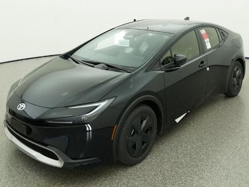 New 2026 Toyota Prius Plug-In Hybrid FWD image 1
