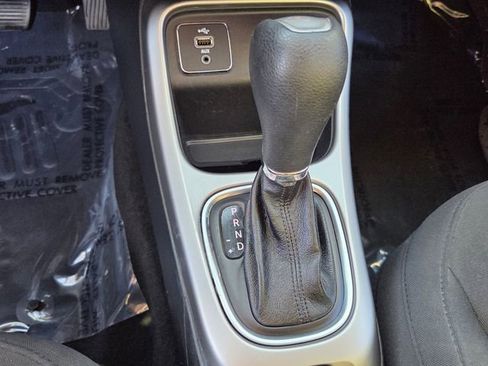 Used 2018 Jeep Compass Sport image 26