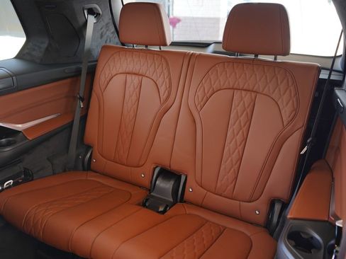 Used 2026 BMW X7 M60i w/ Executive Package AWD/4WD image 21