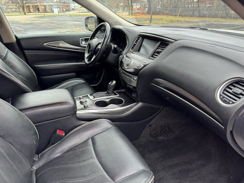 Used 2019 INFINITI QX60 Luxe w/ Essential Package image 28