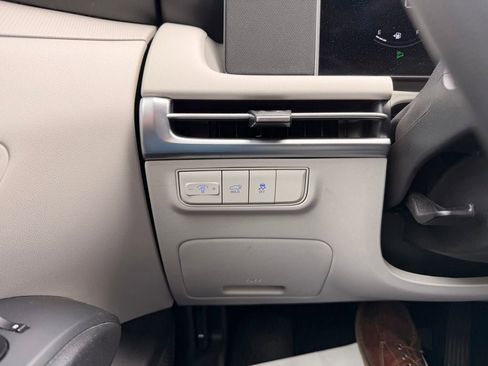 Used 2025 Hyundai Tucson SEL FWD image 21