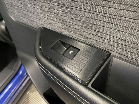 Used 2023 Nissan Rogue SV image 15