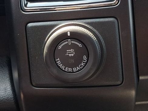 Used 2019 Ford Expedition Limited w/ Equipment Group 303A AWD/4WD image 23