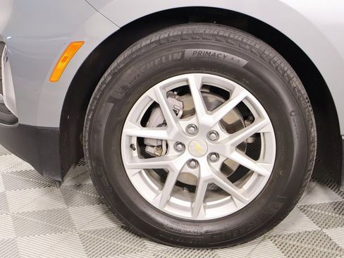 Used 2023 Chevrolet Equinox LT image 16