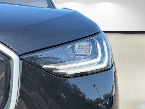 Used 2025 BMW X3 xDrive30i w/ Premium Package image 9