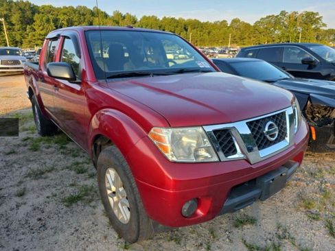 Used 2016 Nissan Frontier SV RWD image 3
