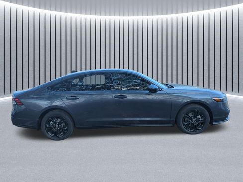 New 2025 Honda Accord SE image 2