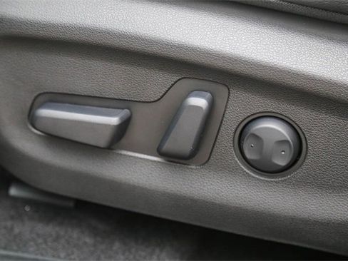 Certified 2022 Hyundai Kona Limited image 25