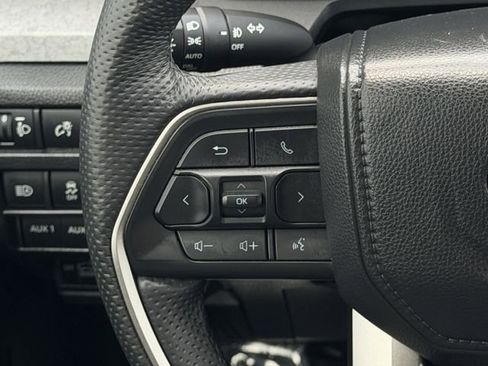 Used 2024 Toyota Tacoma Trailhunter image 17