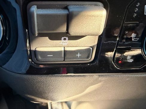 Used 2025 Chevrolet Silverado 3500 LTZ w/ LTZ Plus Package image 34