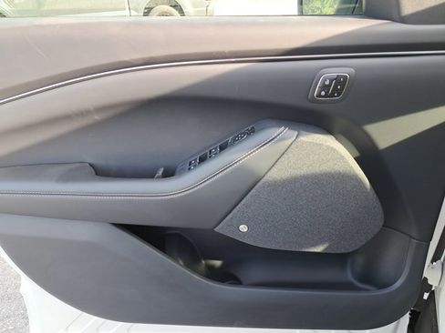 New 2025 Ford Mustang Mach-E Premium image 22