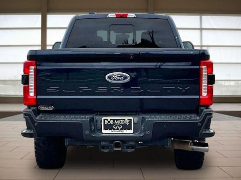 Used 2023 Ford F250 Lariat w/ Sport Appearance Package AWD/4WD image 4