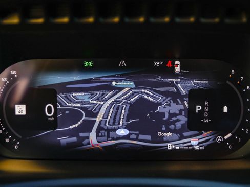 New 2026 Volvo XC90 B5 Plus w/ Protection Package image 24