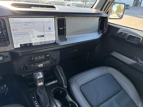 Used 2022 Ford Bronco Outer Banks image 26