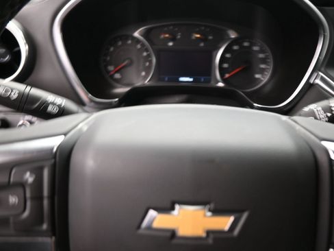Used 2025 Chevrolet Blazer LT w/ Sound & Technology Package FWD image 16