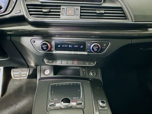 Used 2020 Audi SQ5 Premium Plus w/ Premium Plus Package image 16