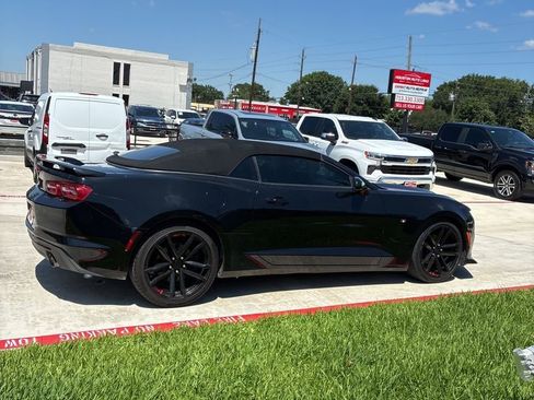 Used 2019 Chevrolet Camaro LT RWD image 3