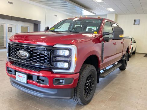 New 2026 Ford F250 XLT w/ XLT Premium Package AWD/4WD image 4