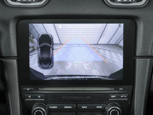 Used 2021 Porsche 718 Boxster RWD image 34