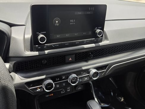 Certified 2025 Honda CR-V EX image 20