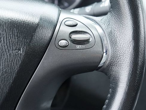 Used 2019 Nissan Murano SV FWD image 13