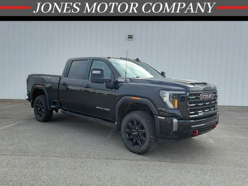 Used 2024 GMC Sierra 2500 AT4 w/ Technology Package image 1