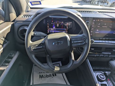 Used 2023 Chevrolet Colorado Trail Boss image 19