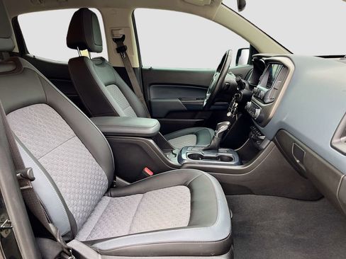 Used 2022 Chevrolet Colorado Z71 image 28